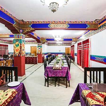 Hotel City Palace Leh Esterno foto
